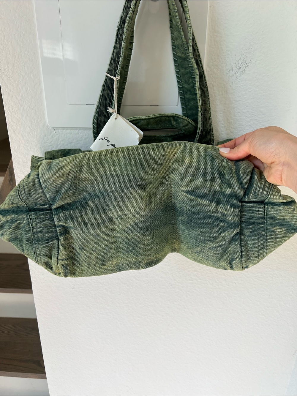 Free People Cordes Canvas Tote in Olive Green NWT - Picture 6 of 7